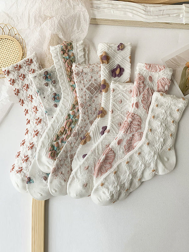 8 Pairs Women Artsy Flower Jacquard Socks